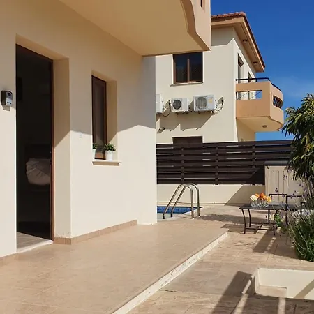 Dafni 12 3* Paralimni