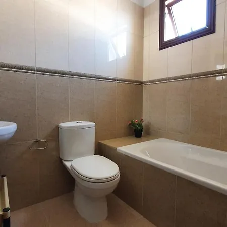 Dafni 12 Paralimni