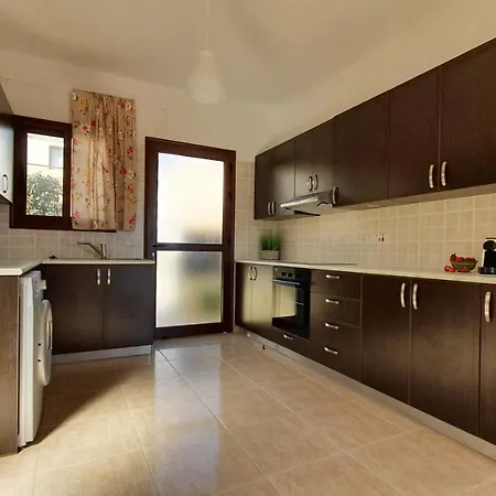 Hotel Dafni 12 3*