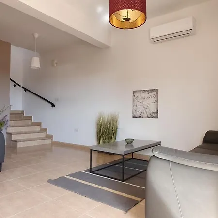 Hotel Dafni 12