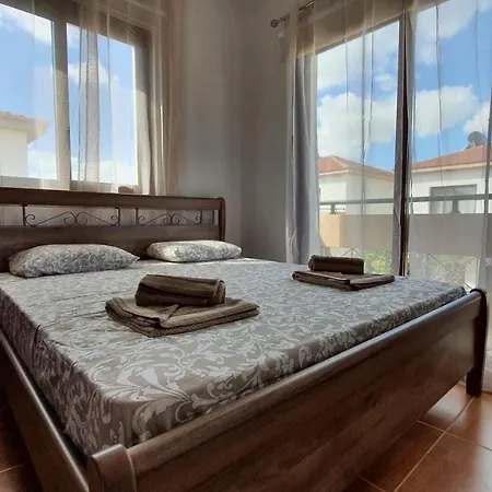 Hotel Dafni 12 3*